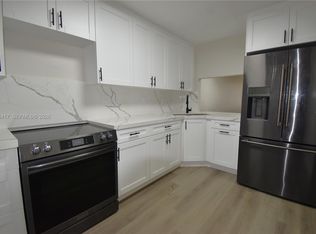 7500 NW 17th St APT 102, Plantation, FL 33313