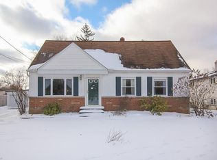 4056 Dover Center Rd, North Olmsted, OH 44070