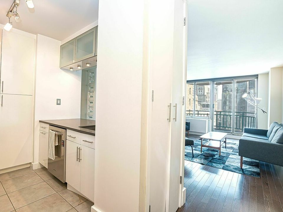 1st image of 145 E 48th St APT 22A