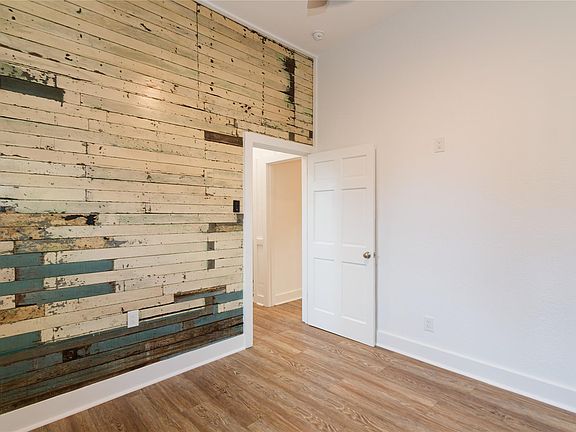5th image of 207 Rippetoe St