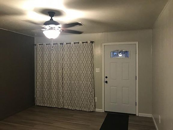 5th image of 609 E Yucca Ln