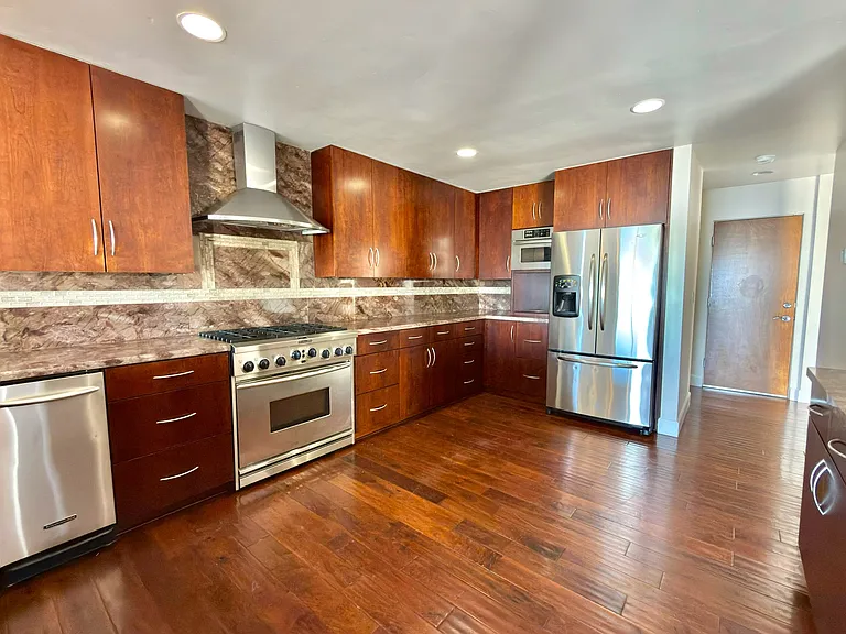 7800 Sierra Dr — Photo 11