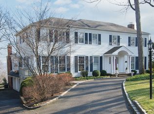 37 Huron Dr, Chatham, NJ 07928