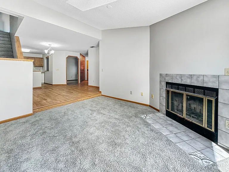 5308 Highpointe Dr — Photo 15
