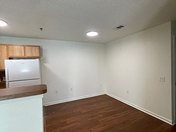 2nd image of 1525 Spring Place Rd SE #812