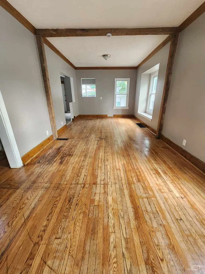 Three Bedroom Single Family Home! — Photo 2