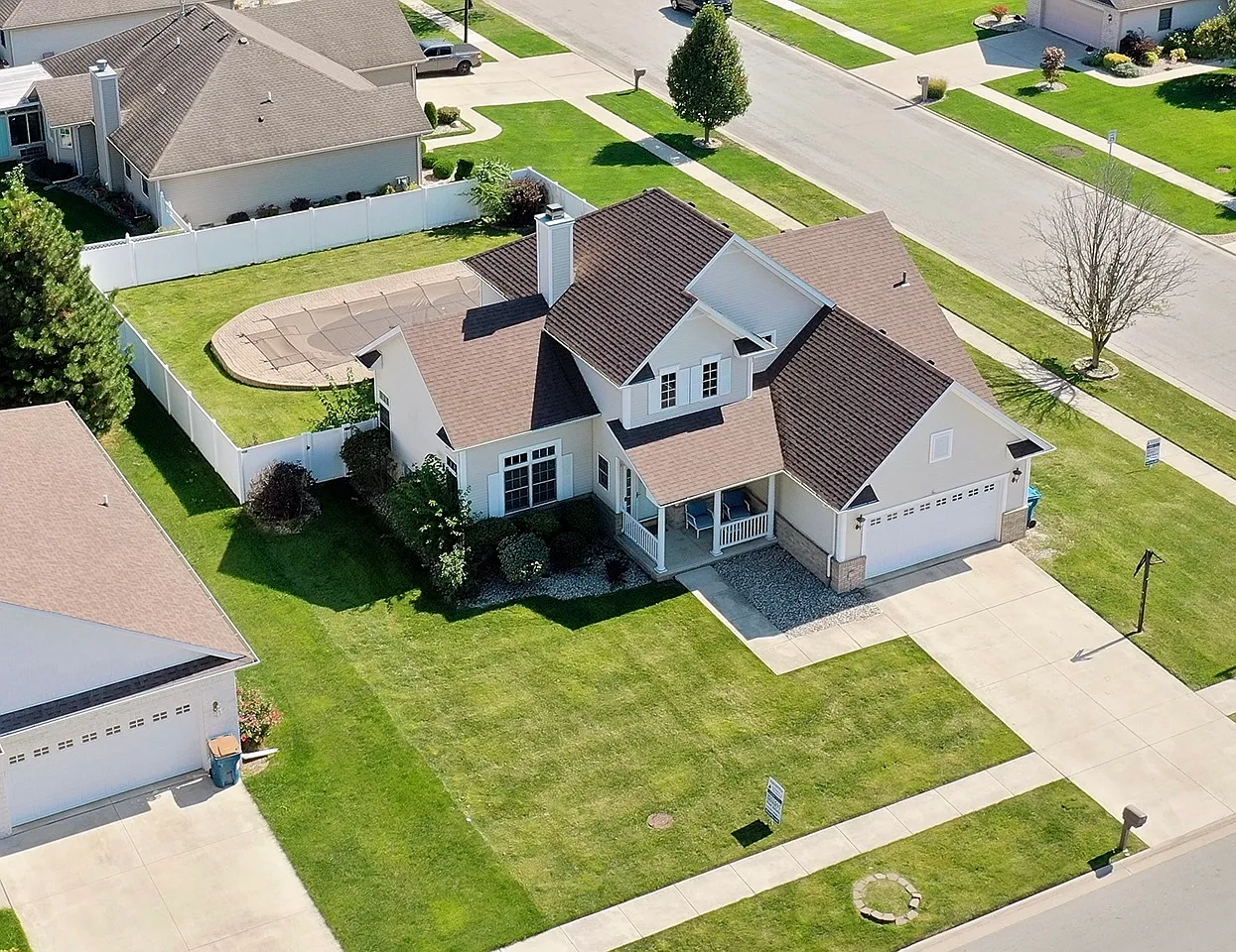 850 N Edgemere Dr photo 1
