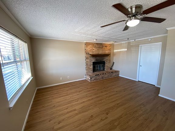 5th image of 4728 Laura Dr