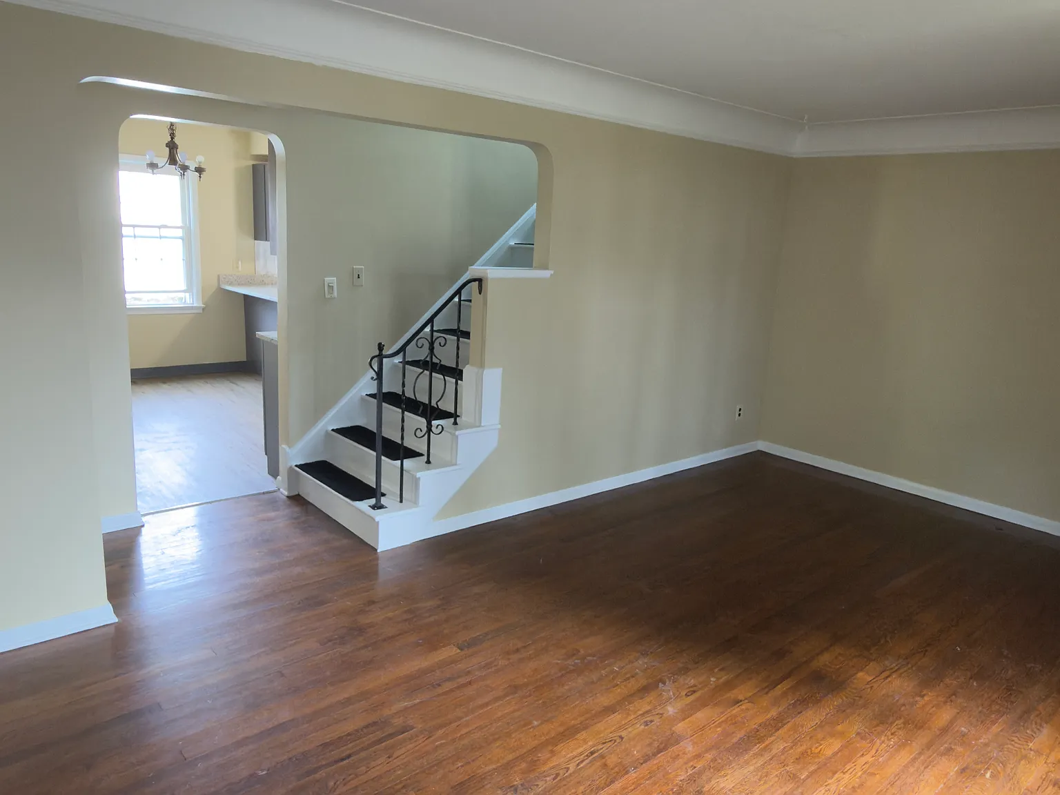 3 bed, 1248 sqft, $1,600 — Photo 4