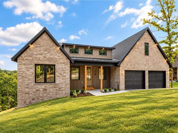 19 Lothian Ln, Bella Vista, AR 72715