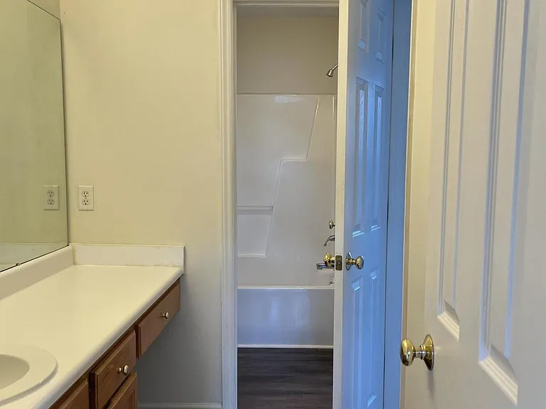 2604 Farlow Gap Ln — Photo 21