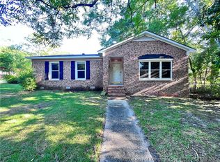 310 Vernon Ct, Fayetteville, NC 28301