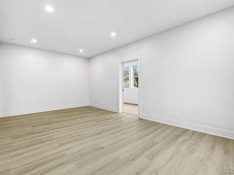 36 Dunwoodie St #1 — Photo 8