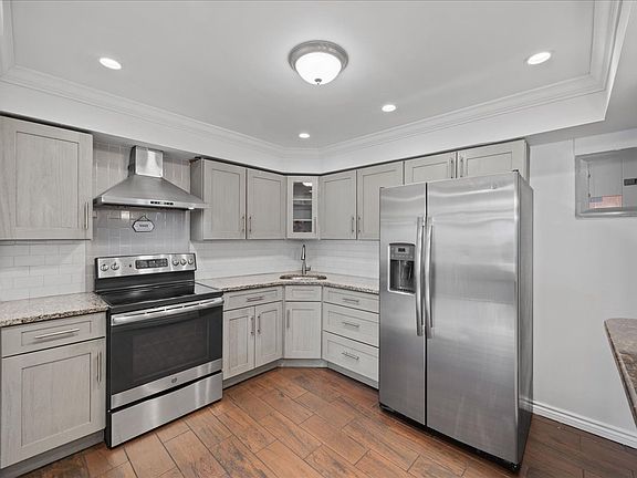 3rd image of 56-25 226th St Floor 3