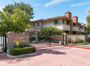 153 Greenmeadow Dr, Thousand Oaks, CA 91320