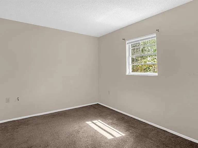 15115 Omaha St — Photo 12