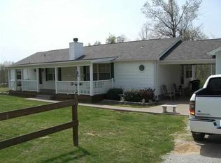 400 Earnest Chaudoin Rd, Magnolia, KY 42757