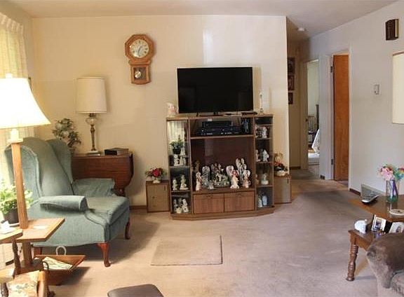 5th image of 4157 Virginia Dr