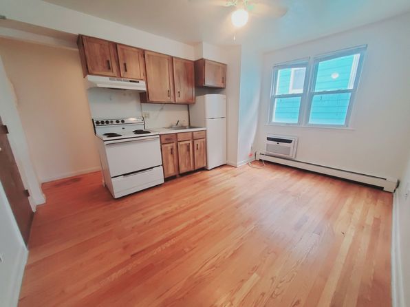 108 Cove Rd #3