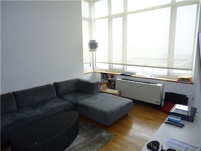 635 W 42nd St APT 21B, New York, NY, 10036