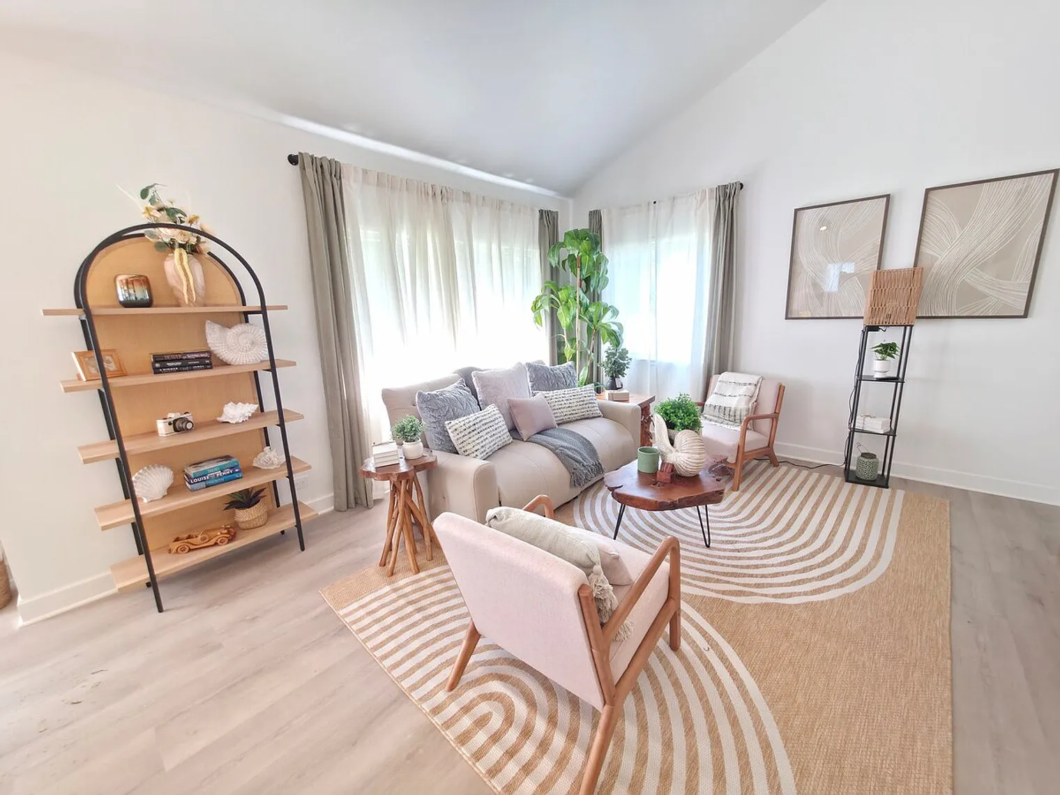 4 bed, 2.0 bath, $12,168 — Photo 1