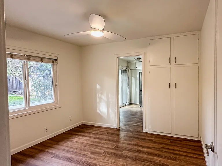 1912 Maybelle Dr — Photo 22