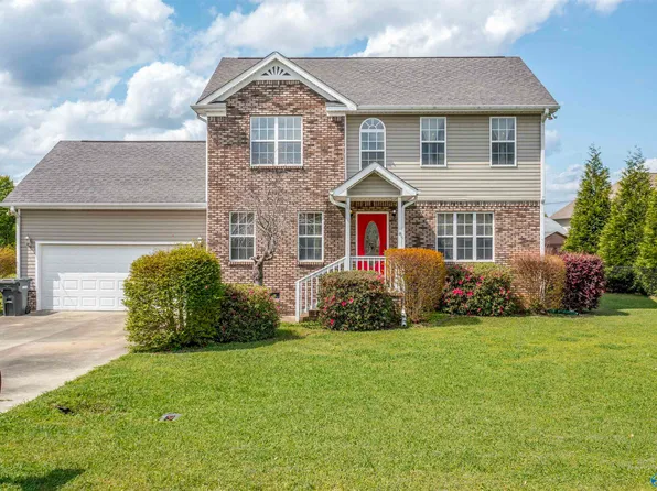 1550 Meadowlake Dr, Southside, AL 35907