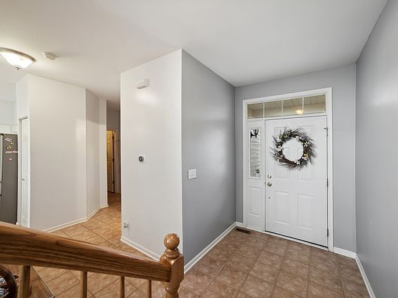 2nd image of 1418 Quincy Bridge Ct