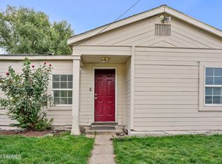 206 E R St, Yakima, WA 98901