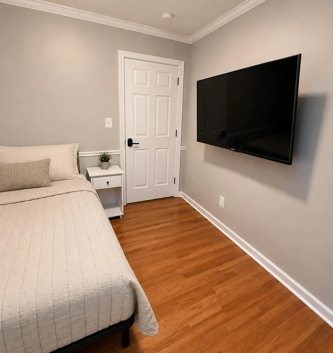 4 bed, 4.0 bath, 2608 sqft, $693 — Photo 1