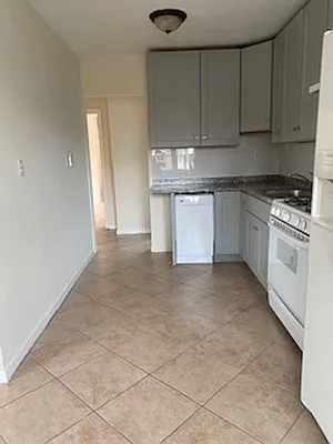 Rented by Capri Jet Realty Corp | media 22