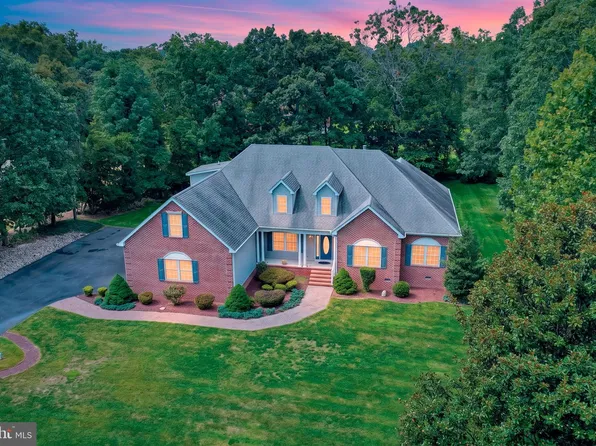 9 Sand Pebble Dr, Seaford, DE 19973