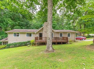 6810 Laurelwood Dr, Douglasville, GA 30135