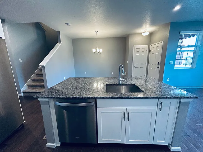 215 Jackson Dr — Photo 19