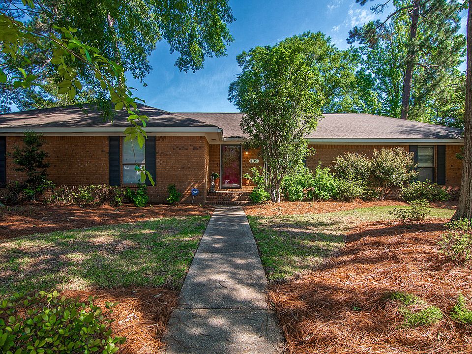 1st image of 109 Comanche Dr