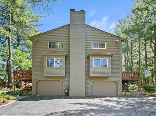 26 Voyagers Ln Unit 26, Ashland, MA 01721
