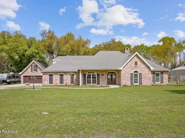 201 Lexington Pkwy, Carencro, LA 70520