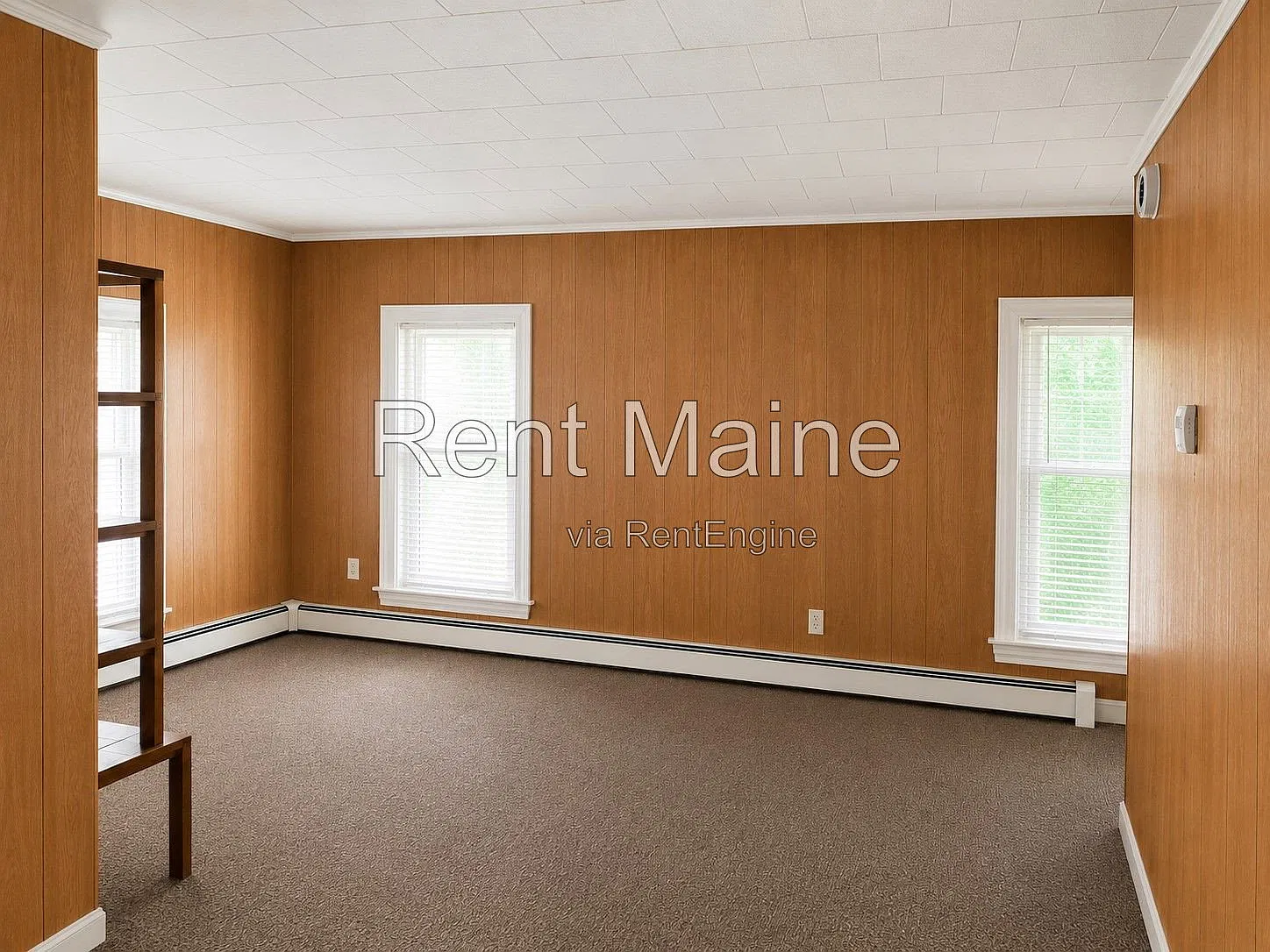 3 bed, 1.0 bath, 1196 sqft, $1,350 — Photo 3