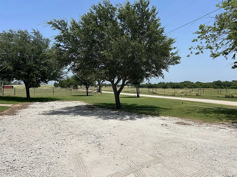 735 Twin Bends Rd — Photo 22