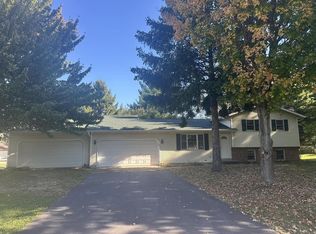6648 Glenview Rd, Deforest, WI 53532