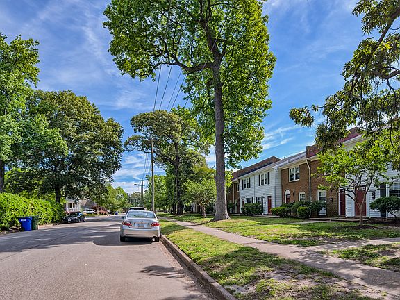 4th image of 5610 Monroe Pl #5610