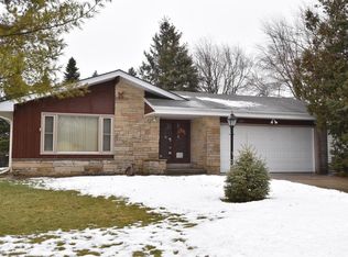5209 Emstan Hills Rd, Racine, WI 53406