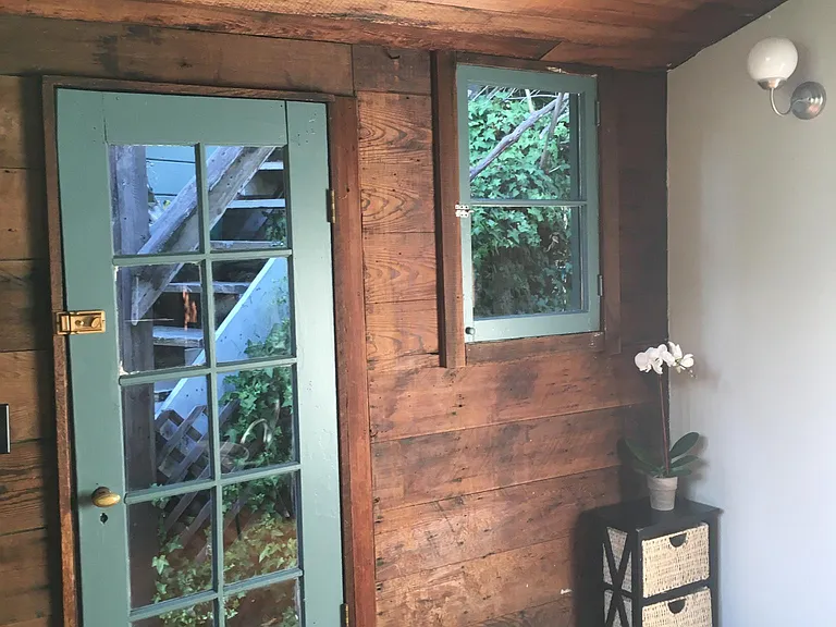 Throckmorton Ave — Photo 1