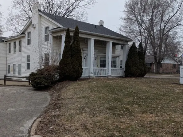 12205 N Saginaw St, Mount Morris, MI