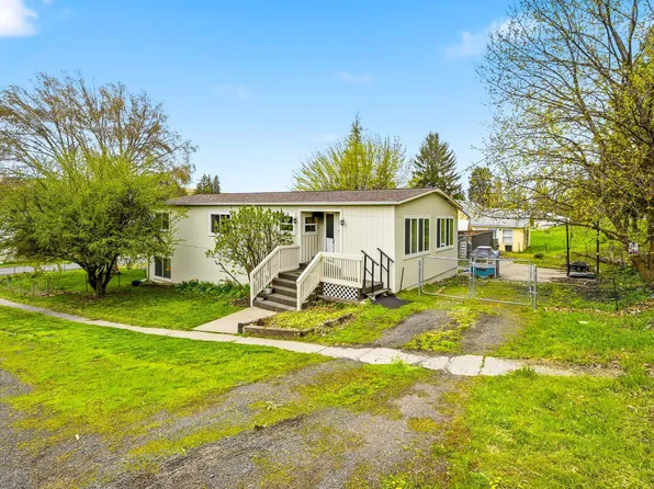 119 E 7th St, Rosalia, WA 99170