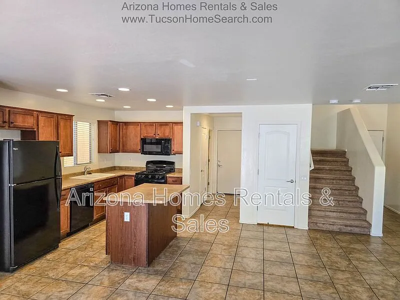 Building Photo - 14370 S Camino Vallado
