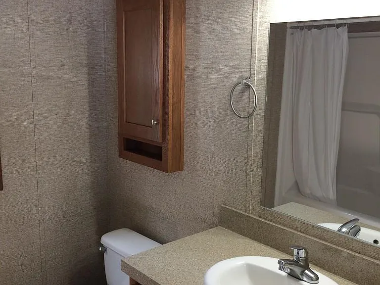 Youngstown Estates — Photo 29