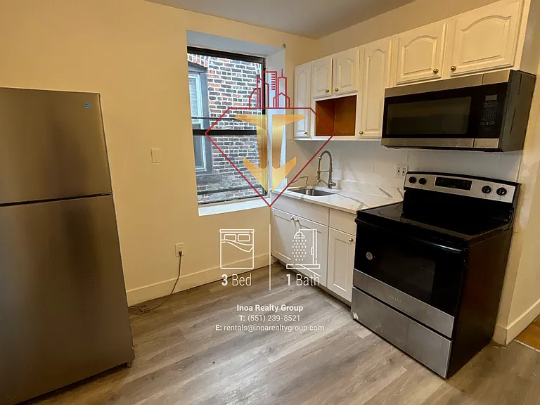77 Bergen Ave #6 — Photo 9