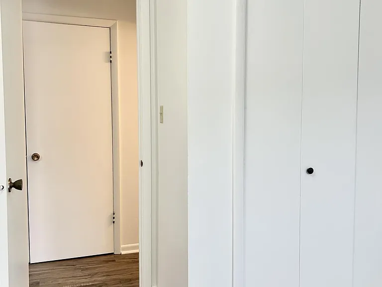 Camelot II Apartments, LLC — Photo 10