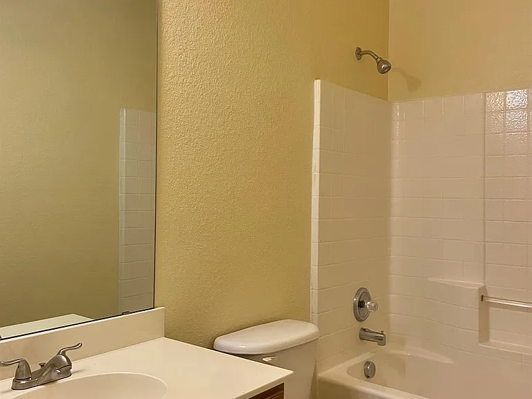 1213 Redman Ave — Photo 12